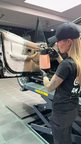 A post by @maximecarcleaning on TikTok caption: A good 50/50 with this foam combo! 📦 Webshop: www.cleanyourride.nl 💻 Detailing: www.maximecarcleaning.nl #carcare #carworld #car #detailingcars #detailing #carmakeover #cleanyourride #detailingtips #carculture #girlsandcars #deepcleaning #handwash #carworld #caraddict #detailingaddict #detailingislife #real #iksprayer 