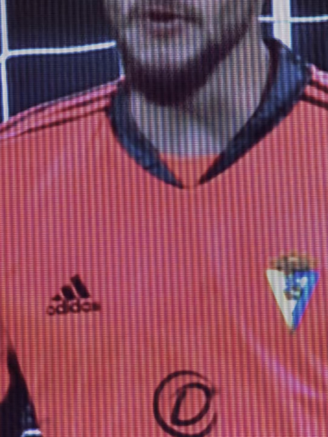 A post by @cadizclubdefutbol on TikTok caption: 🎞️ Una hemeroteca de 𝙈𝙊𝙈𝙀𝙉𝙏𝙊𝙎 𝘽𝘼́𝙍𝘽𝘼𝙍𝙊𝙎