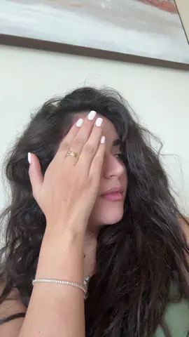 A post by @yaraaziz on TikTok caption: حبيت هاد الترند😂❤️#دبي #يارا_عزيز #yara_aziz 