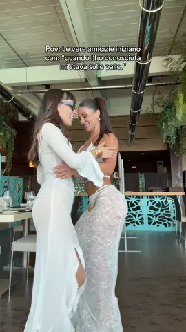 A post by @barbaragambatesa02 on TikTok caption: Arianna si è rubata il mio copricostume più bello 🙃