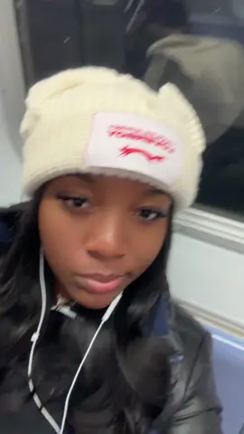 A post by @diamondljayyy on TikTok caption: #fyp 