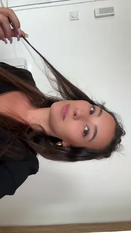 A post by @shanedmt on TikTok caption: elle est piquée abusew 🙄🤭 je vous raconte tout sur ln$ta : Shane.dmt 