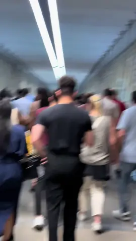 A post by @diarisow12 on TikTok caption: Capcut #Tiktok🇱🇺 #tiktok 