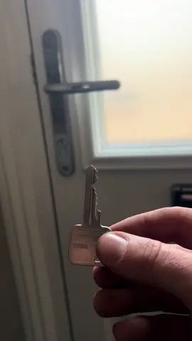 A post by @beaplumbertheysaid on TikTok caption: Changing a lock and getting paid with @Hawkstone  This is probably the advert that @Jeremy Clarkson wishes he had #plumber #plumbing #plumbersoftiktok #fyp #foryoupage #boring #easy #highlightoftheday #growupmate #thatsgoodisntit 