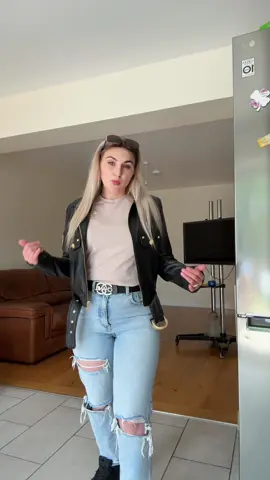 A post by @cocacoca0993 on TikTok