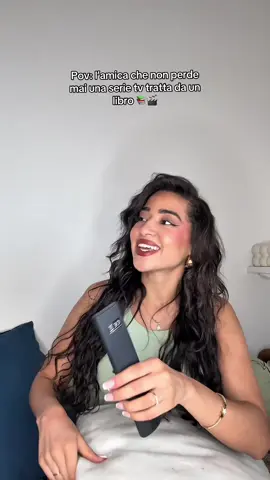 A post by @chaimaacherbal on TikTok caption: Nuova serie TV tratta da un libro? Sí GRAZIE.📚 E ovviamente è su @Prime Video Italia ,che anche stavolta non delude e ci regala solo perle 🥹🫶🏽 La serie è We Were Liars  - "L’estate dei segreti perduti" , se non l’hai ancora vista… beh, è il momento perfetto per costringere la tua amica a una maratona insieme!✨ 8 episodi tra romanticismo estremo e mistero che non ti molla fino all’ultimo. Dai su muoviti, che ho bisogno di qualcuno con cui parlarne! 🍿🎦  #wewereliars #lestatedeisegretiperduti 