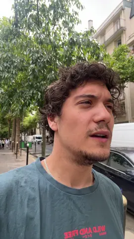 A post by @thomgoldberg on TikTok caption: Alors? 