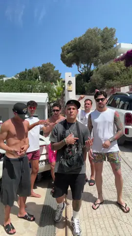 A post by @raul.dumitras on TikTok caption: Ibiza ci siamo o no🍒