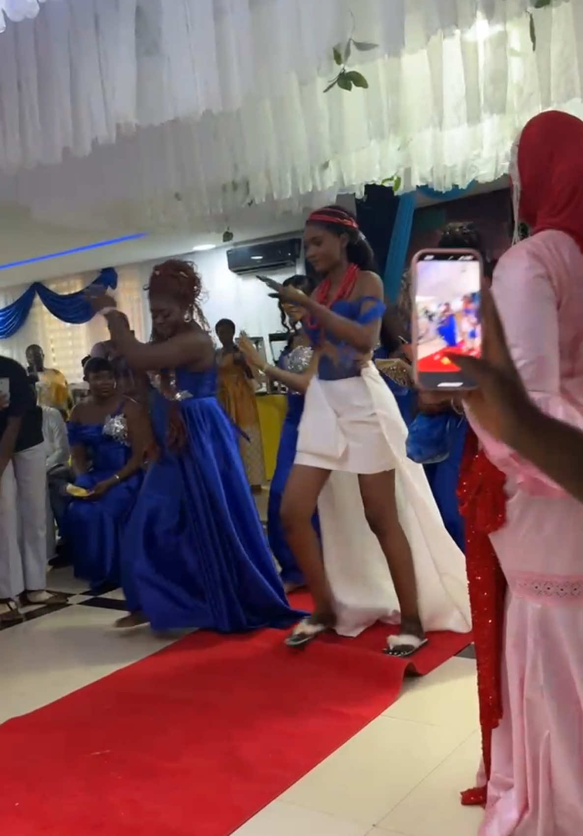 A post by @axelmerryl on TikTok caption: Elle m’a toujours dit « Axel ton son là c’est mon préféré et je vais danser dessus le jour de mon mariage » @Miss Dina félicitation ma sœur et heureux ménage à ton mari et toi 🔥❤️