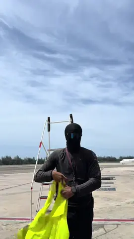 A post by @j.luis___ on TikTok caption: Working every day ✈️
