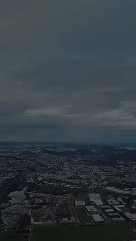 A post by @fatia309 on TikTok caption: #CapCut #casa #قران #الله 