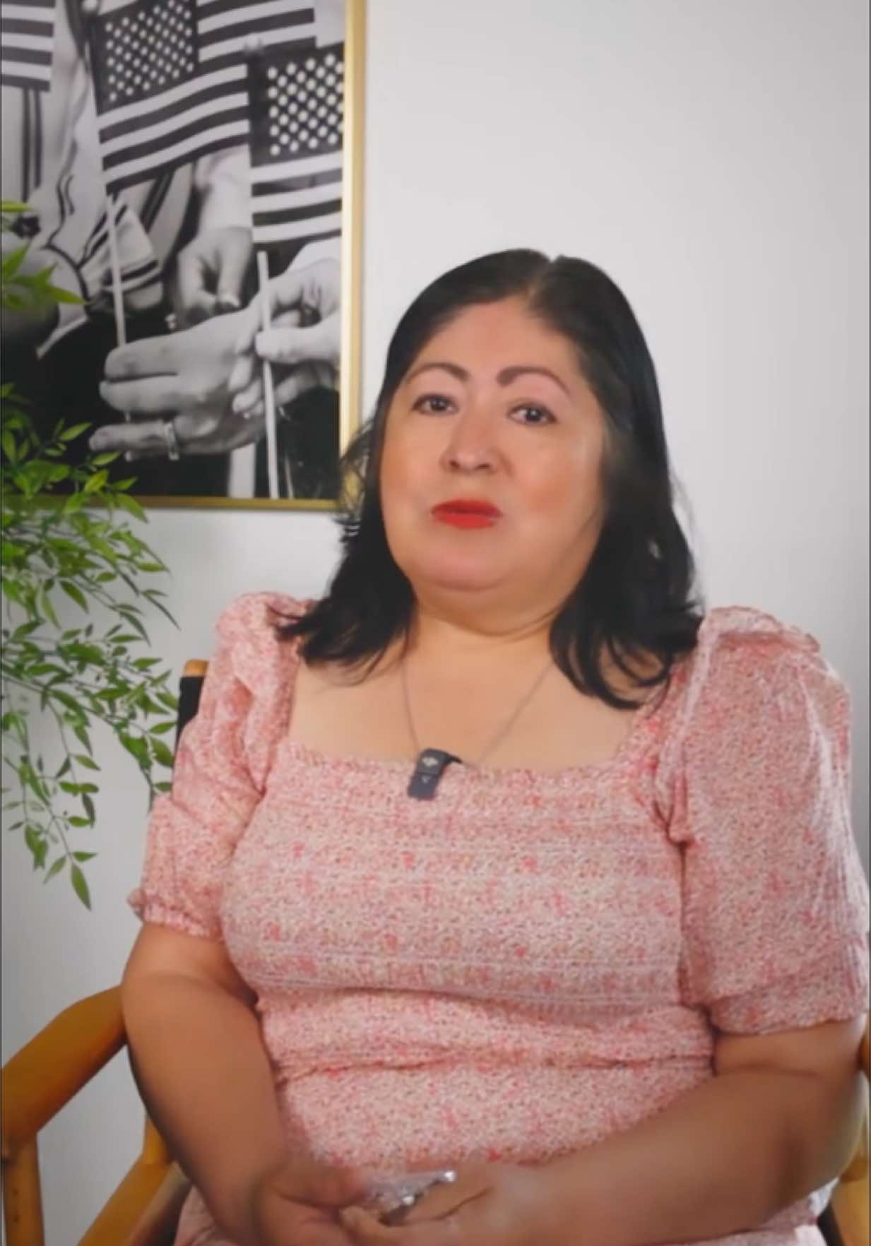 A post by @abogadaangel on TikTok caption: Todavía podrían haber opciones de arreglar papeles 😇 ¡Vale la pena intentarlo! 📞 800-259-5555 #abogadostiktok #abogadadeinmigracion #immigrationlaw #abogadaangel #casodeinmigracion #arreglarpapeles #documentos #immigration #immigrationlaw #unimosfamilias #weunitefamilies La firma de abogados Lisinski tiene sucede en Dublin, Ohio y se ocupe exclusiva exclusivamente de casos de inmigración federal ya que Angel Lisinski tiene licencia para practicar la ley estatal sólo en Ohio. Los resultados varían y no pueden ser garantizados. El éxito pasado no garantiza resultados futuros. Las publicaciones no constituyen asesoramiento jurídico. No todos califican.