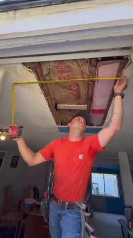 A post by @karleshion41 on TikTok caption: Este video es muy importante para mi por qué les enseño todo el trabajo que an echo los muchachos de GDL Drywall y todos nosotros para remodelar la casa de María ❤️ Gracias Juan e Lopez y Ruben Aguilera por arreglarnos el aire y la plumeria. #HomeRemodeling #TeamWork #Gratitude