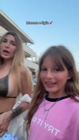 A post by @angelica_modestini on TikTok caption: 🤣🤣🤣❤️❤️❤️❤️