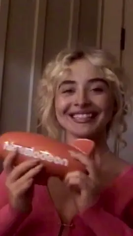 A post by @teamsabrina on TikTok caption: because of u sab brought home 3 kids' choice awards 🧡 shoutout to all the clean version listeners!  #sabrinacarpenter #kca 