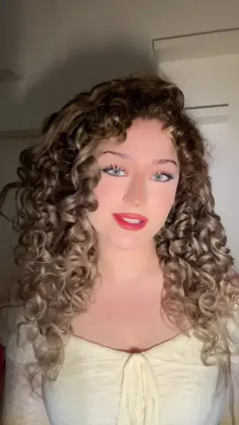 A post by @ttimarr on TikTok caption: رابط التطبيق بل بايو حبايبي حملوه😇🫶🏼 #تيمار 