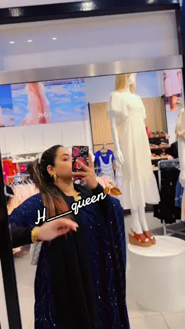 A post by @q___ueen7 on TikTok caption: @🫐H…queen 🫐💇‍♀️💅 @KoKo 🦋  @𝗦𝗵𝗮𝗵𝗶𝗱 𝗛𝘂𝗻 ⚡  @♡Dillwalasaim♡ #সিলেটি_ফুরি💘🧕 #foryoupagе #