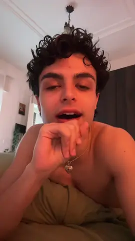 A post by @ionlywearwhiteshoes on TikTok
