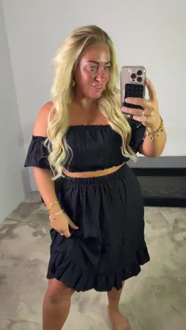 A post by @closetvanval on TikTok