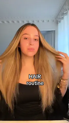 A post by @mathildekst on TikTok caption: publicite HAIR ROUTINE for smooth, hydrated hair #hair @amika #hairstyle #hairtok #hairstyles #haircut #hairtransformation #hairtutorials #hairstylist #grwm #hairroutine #morningroutine 