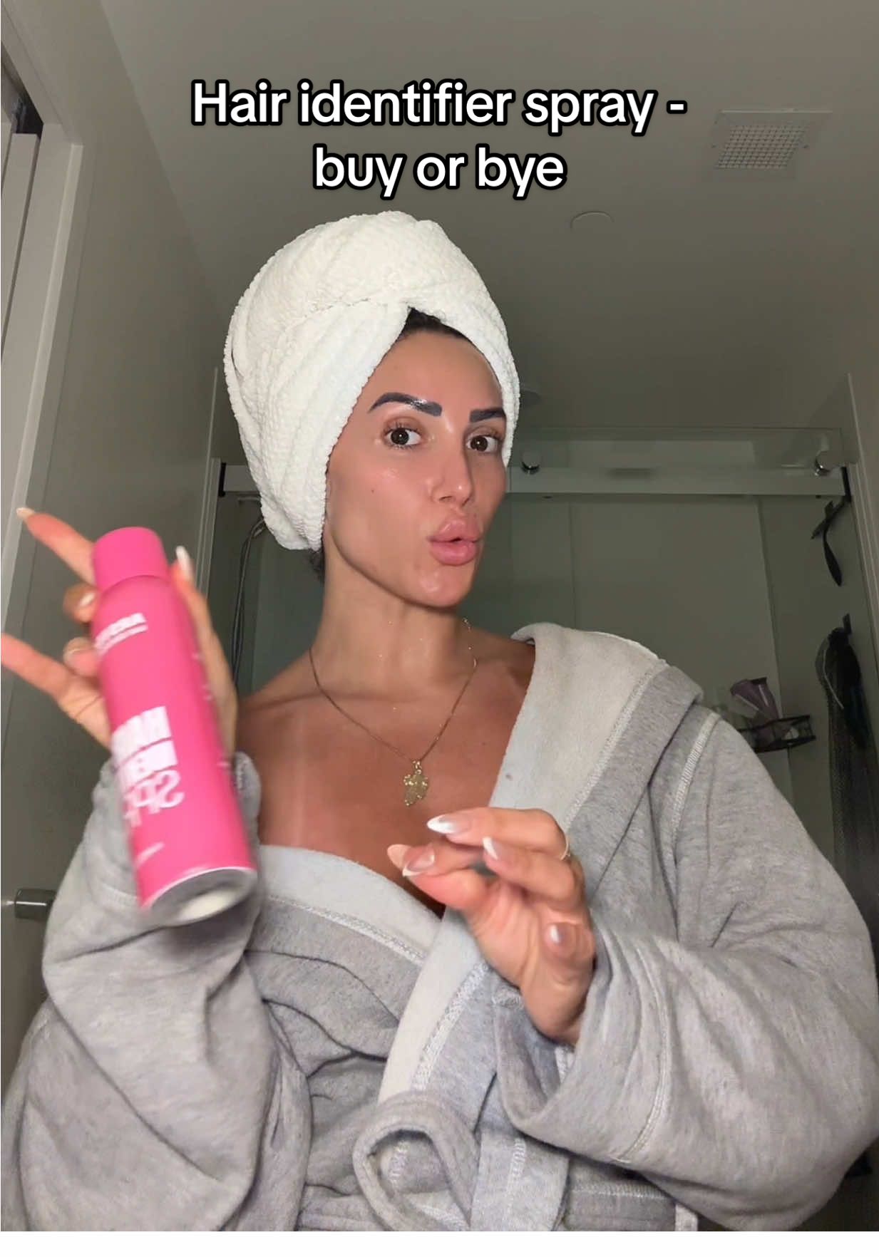 A post by @lebaneseangel22 on TikTok caption: Major skincare hack #faceshaving 