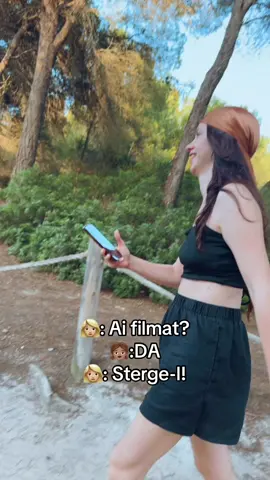 A post by @theorose on TikTok caption: 😂😂😂 @Ilincaaelena 