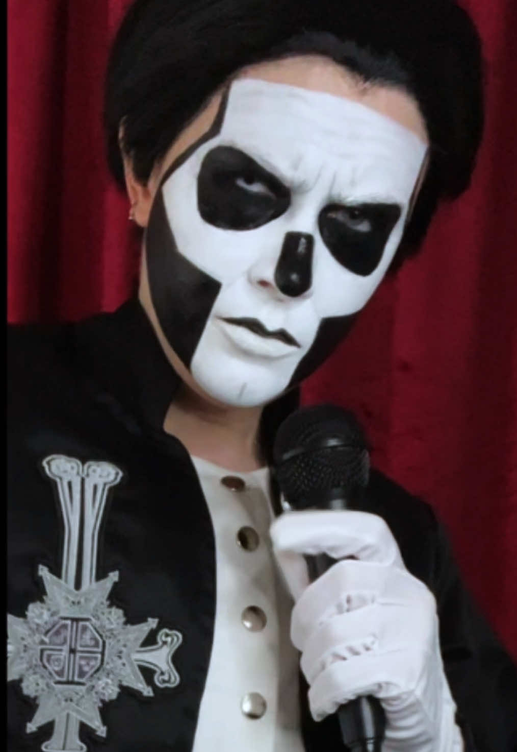 A post by @hallowed_be_thy_username on TikTok caption: RIP Terzo you would have loved Missilia Amori #thebandghost #thebandghostcosplay #papaemerituscosplay #ghostbc #ghostband #papaemeritus #papaemeritusiii #papaemeritusiiicosplay #Cosplay #skeleta 