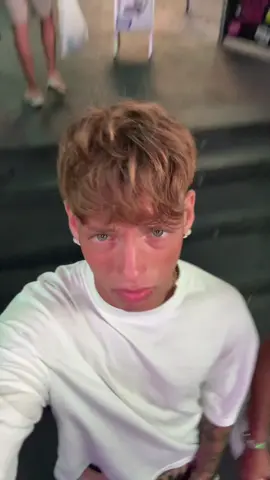 A post by @domenicoespositooo_ on TikTok caption: sono a malta che ti sto aspettando quando vieni ?