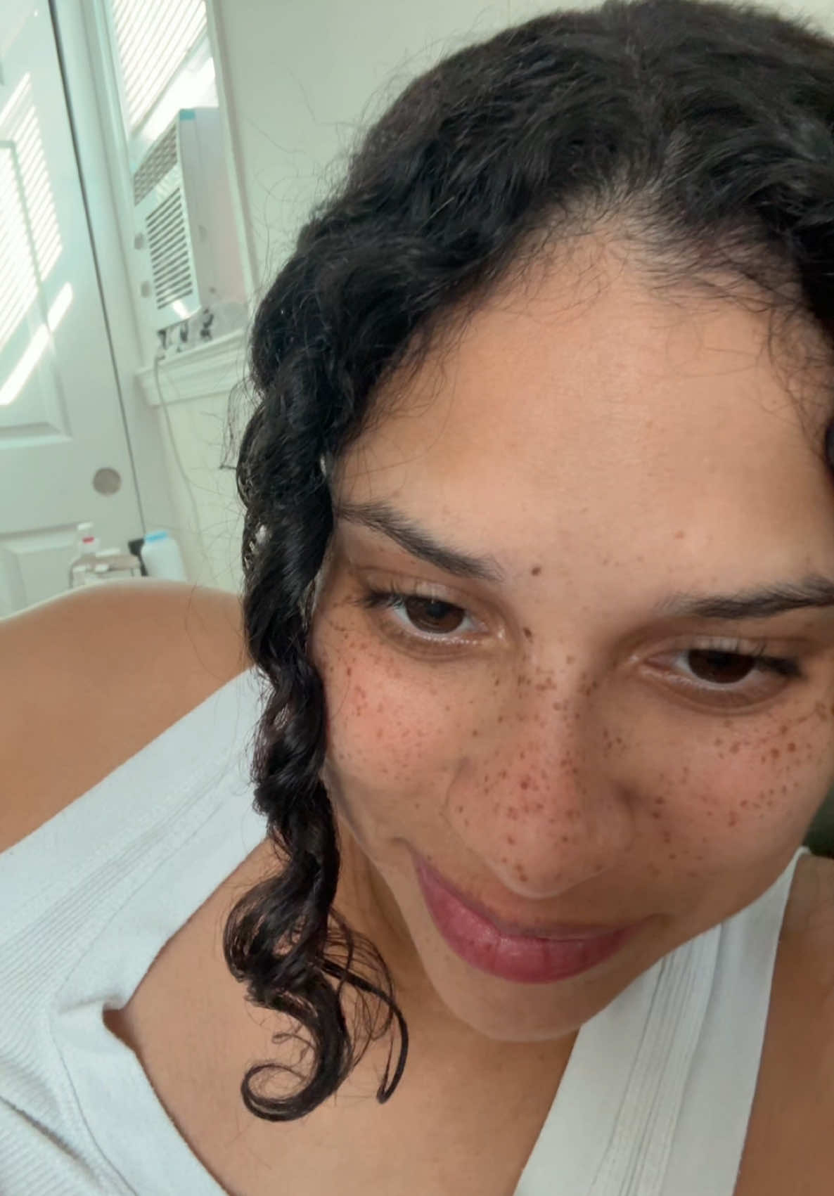 A post by @jawnnextdoorr on TikTok caption: 🧏🏻‍♀️ #loveislandusa 