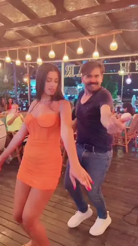 A post by @cilgindondurmaci on TikTok caption: #anılar 