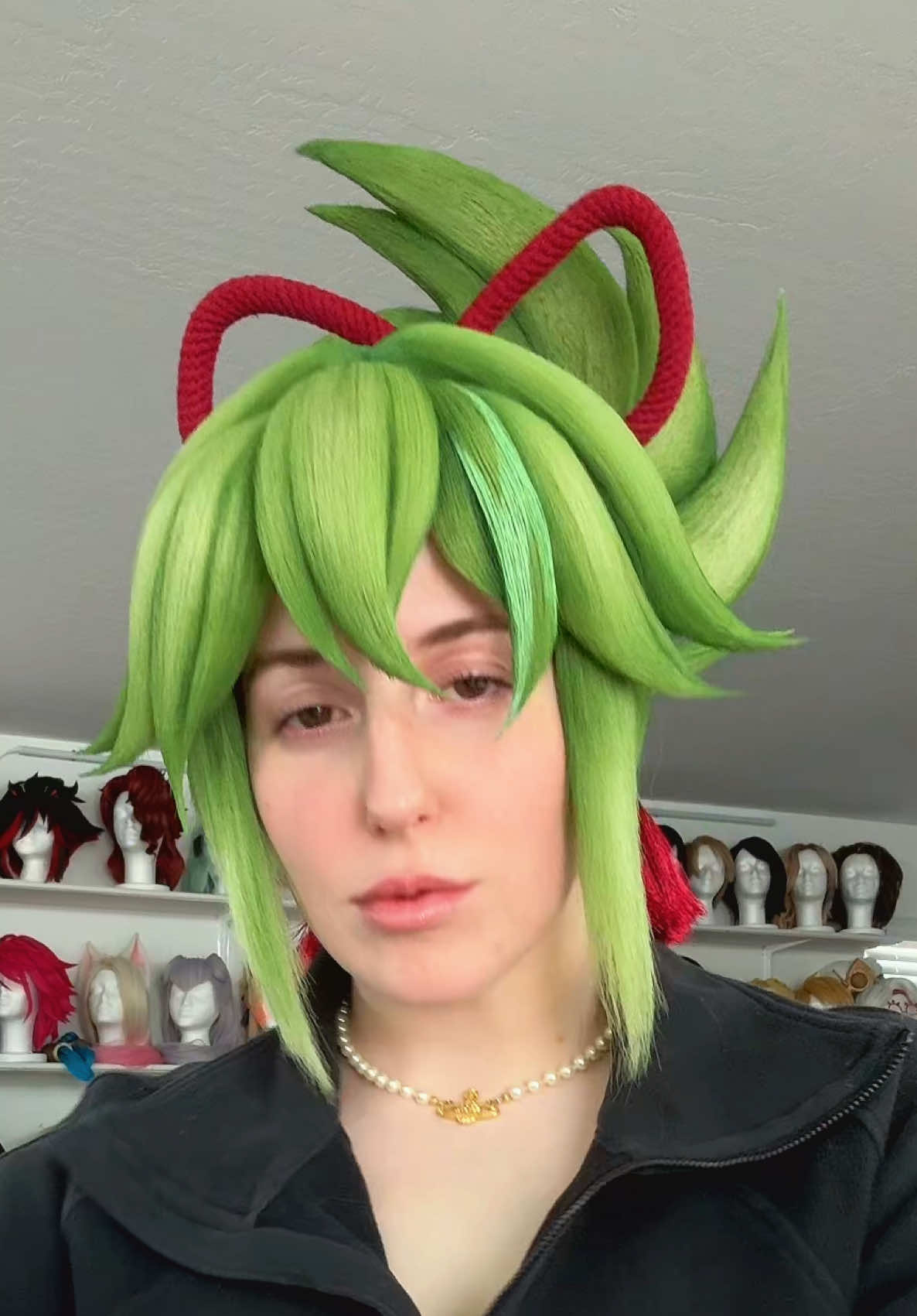 A post by @umbrawigs on TikTok caption: ALL DIS WIG ALL DIS WIG ‼️‼️‼️  We are soooo proud of how this wig turned out — the shape,  the color,  the everything !!!! . #wigcommission #wigstyling #cosplaywig #cosplaywigstyling #wigs #wigmaker #GenshinImpact #genshin #kukishinobu #kuki #kukishinobucosplay #kukishinobuwig #deltarune #tenna 