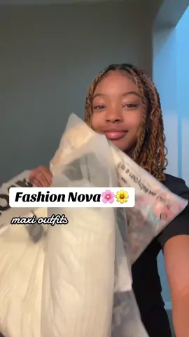 A post by @jazminera on TikTok caption: feeling cute in my @Fashion Nova #fashionnova #fyp #foryou #xyzbca 