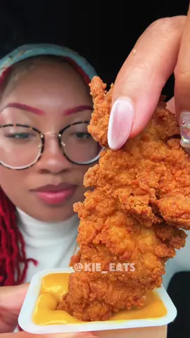 A post by @kie_eats on TikTok caption: Nothing like crunchy chicken #asmr #chicken #mukbang #chilis #popeyes #wingstop #ranch #fyp #crunchy 