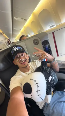 A post by @blesiv on TikTok caption: PARIS ISNT READY FOR ME 😏😂 #vlog #fyp #travel #blesiv 
