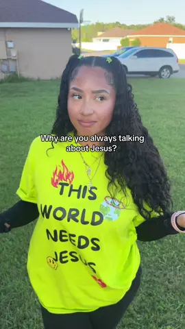 A post by @itscassieblanko on TikTok caption: Its all i know 💅✨ twinkle twinkle