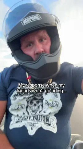 A post by @averagefloridaman on TikTok caption: 😡😭