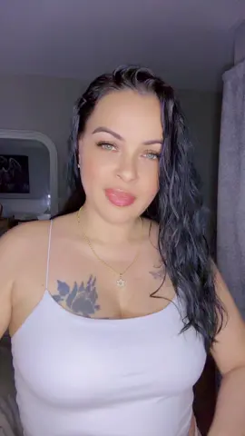A post by @lafranca69 on TikTok caption: Waooo Chimuelo me dejas sin palabras este regalo la verdad q me fascina Q bello mil gracias #fyp #gift #labubu #labubus #appreciated 
