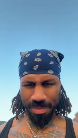 A post by @dontcalldom on TikTok caption: If y’all don’t lock tf in 😭 🤦🏽‍♂️ #loveisland 