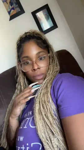 A post by @desssstyneeee on TikTok caption: I really am confused #onlinedating #blackpeople #ilovebeingblack 