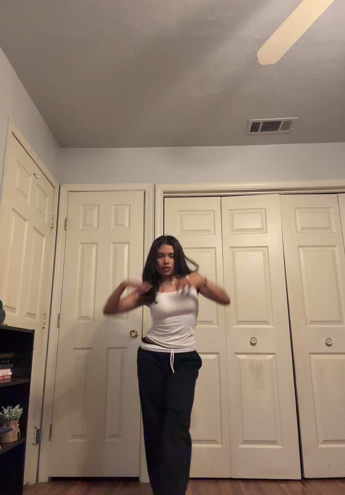 A post by @itsauraaaa on TikTok caption: me prendenting to be brit in my room 🫡 