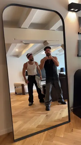 A post by @berdox024 on TikTok caption: Tuk tak tak tuk tuk tak 