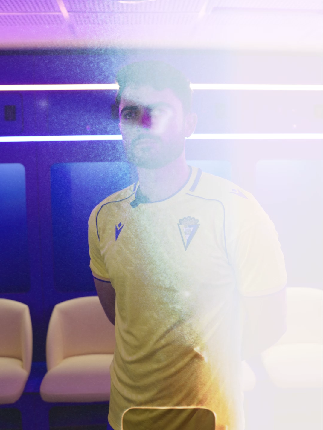 A post by @cadizclubdefutbol on TikTok caption: ⚽ El jugador perfecto de @sergio_ortu8  #Cádiz #Jugador #Fichaje