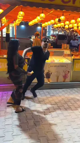 A post by @cilgindondurmaci on TikTok caption: #anılar 