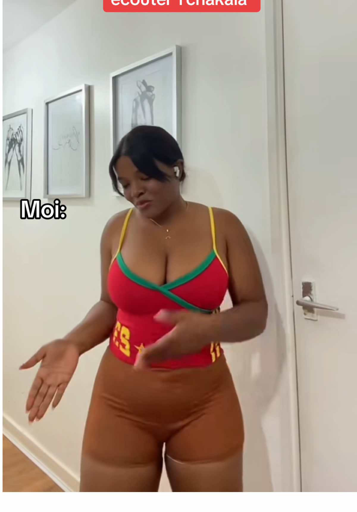 A post by @ on TikTok caption: Les matures rested concentrés🤣 @𝐓𝐜𝐡𝐚𝐤𝐚𝐥𝐚 𝐯𝐢𝐩 ❤️ #camerountiktok🇨🇲 #237🇨🇲 