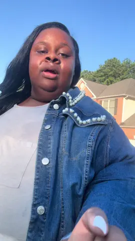 A post by @iamchelseyh on TikTok caption: It’s Tuesday and back drinking my @Organixboost tea 🫖 . I love this product so much. It is an amazing tool to help curb my appetite and give me energy. Go orders yours now and let’s shed this weight together. 🤍👏