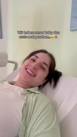 A post by @firatelvito on TikTok caption: Ich konnte meine Tränen nicht zurück halten, ich freu mich auf unser kleines Wunder so sehr..🥹 folgt für mehr❤️