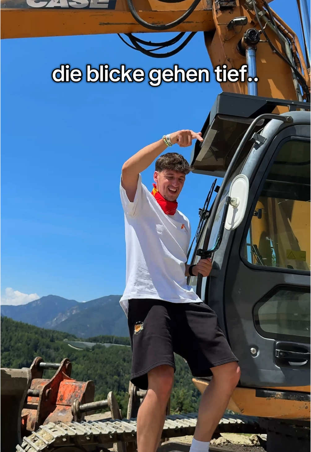 A post by @tream_auf_spotify_ on TikTok caption: bin noch auf der Baustell sehen uns später🚧 #4u 