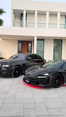 A post by @anthonysiriuspoto on TikTok caption: Jeune & riche > vieux & riche 🫡 #anthonysirius #Lifestyle #supercar 