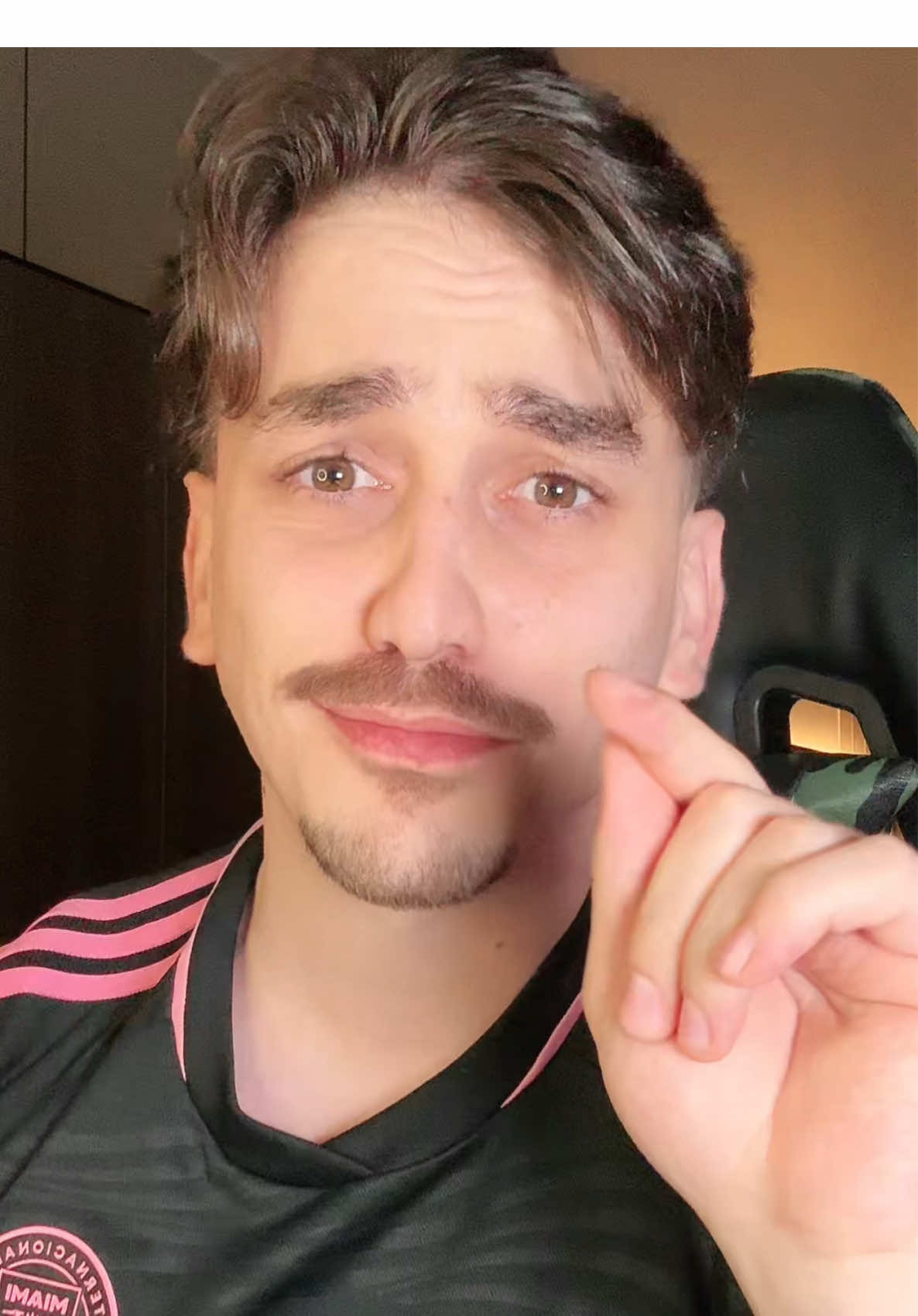 A post by @nourmar5 on TikTok caption: 😉🤫