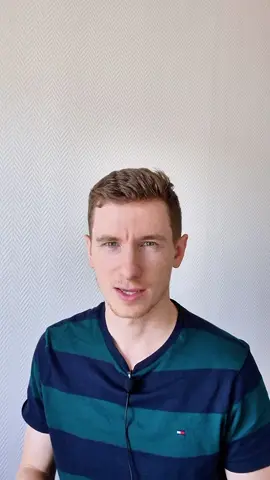 A post by @elmartino_french on TikTok caption: 3 errores muy comunes en francés #aprenderfrances #hablarfrances #aprenderidiomas #clasesdefrances 